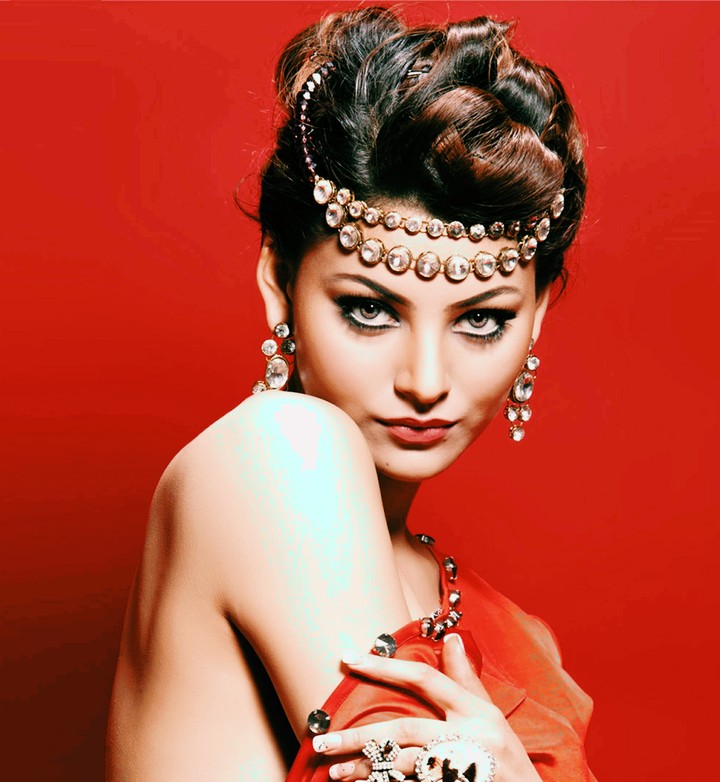 Urvashhi Rautela