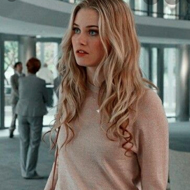 actress