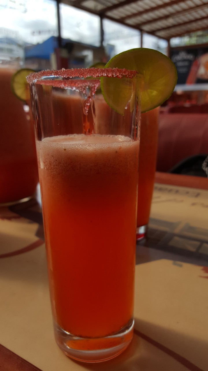 strawberry lemonade
