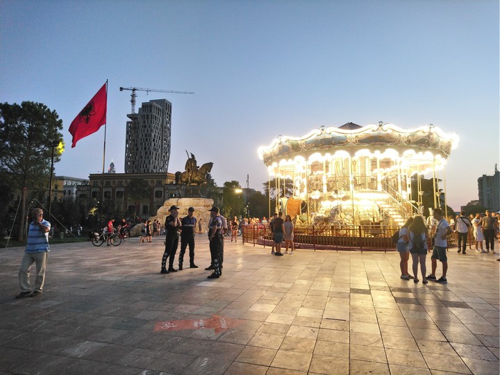 Tiranacity