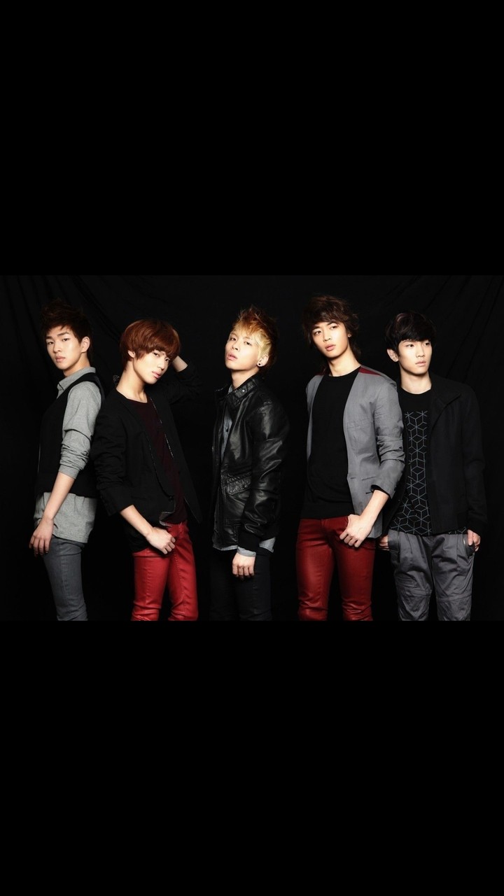 SHINEE