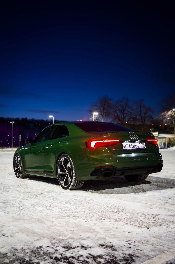 AUDI_RS5