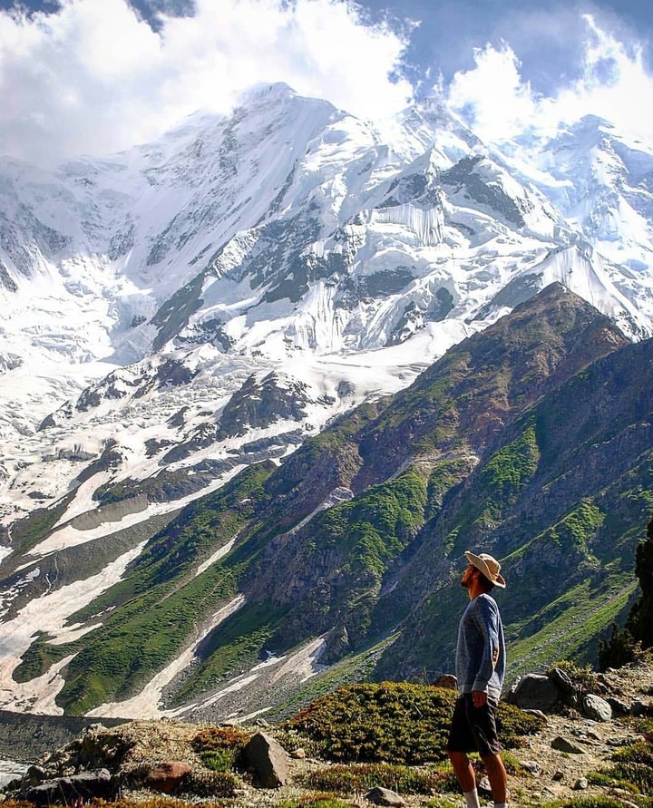PAKISTAN'S BEAUTY