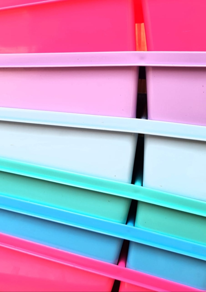 Coloured Luch Boxes