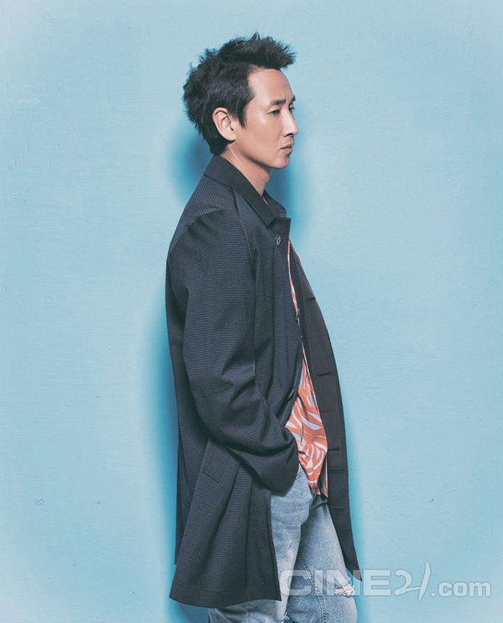 이선균