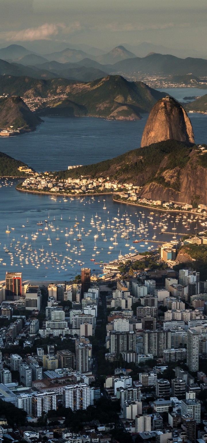 City and the mountain together