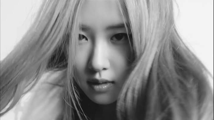 201209 BLACKPINK : Park Chaeyoung (ROSÉ)