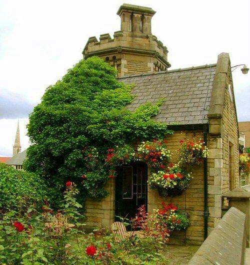 Little Cotswold house, England