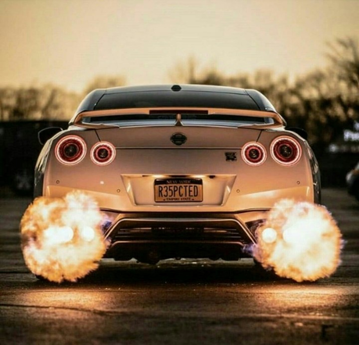 nisan gtr