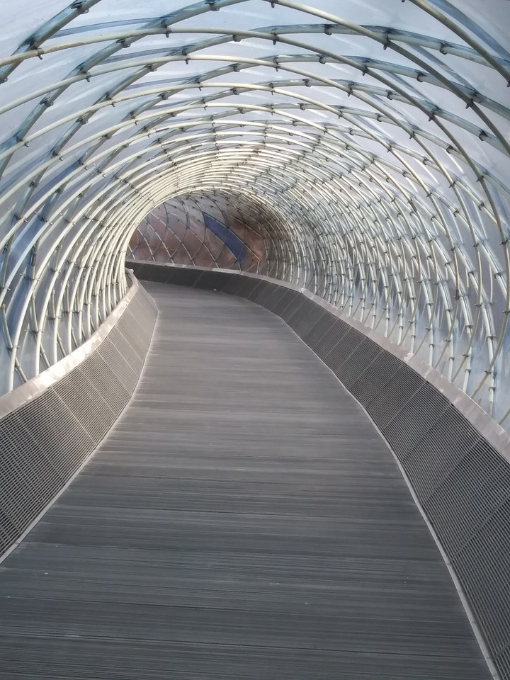tunnel.