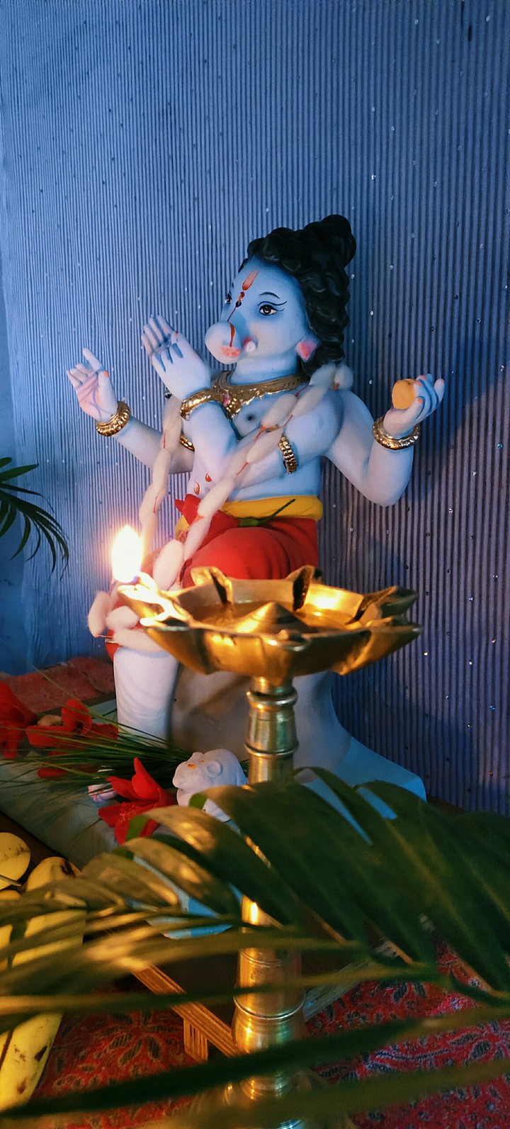 home ganesh murti