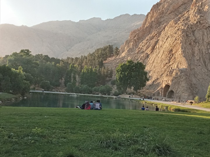 TAQEBOSTAN'S LAKE