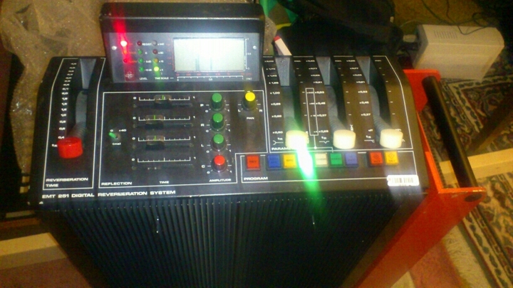 DIGITAL REVERBERATION