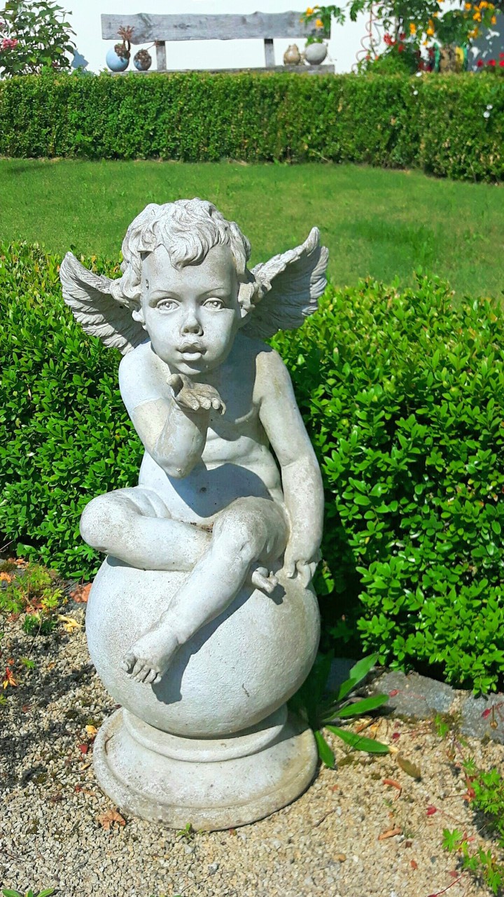 Angel im Garten