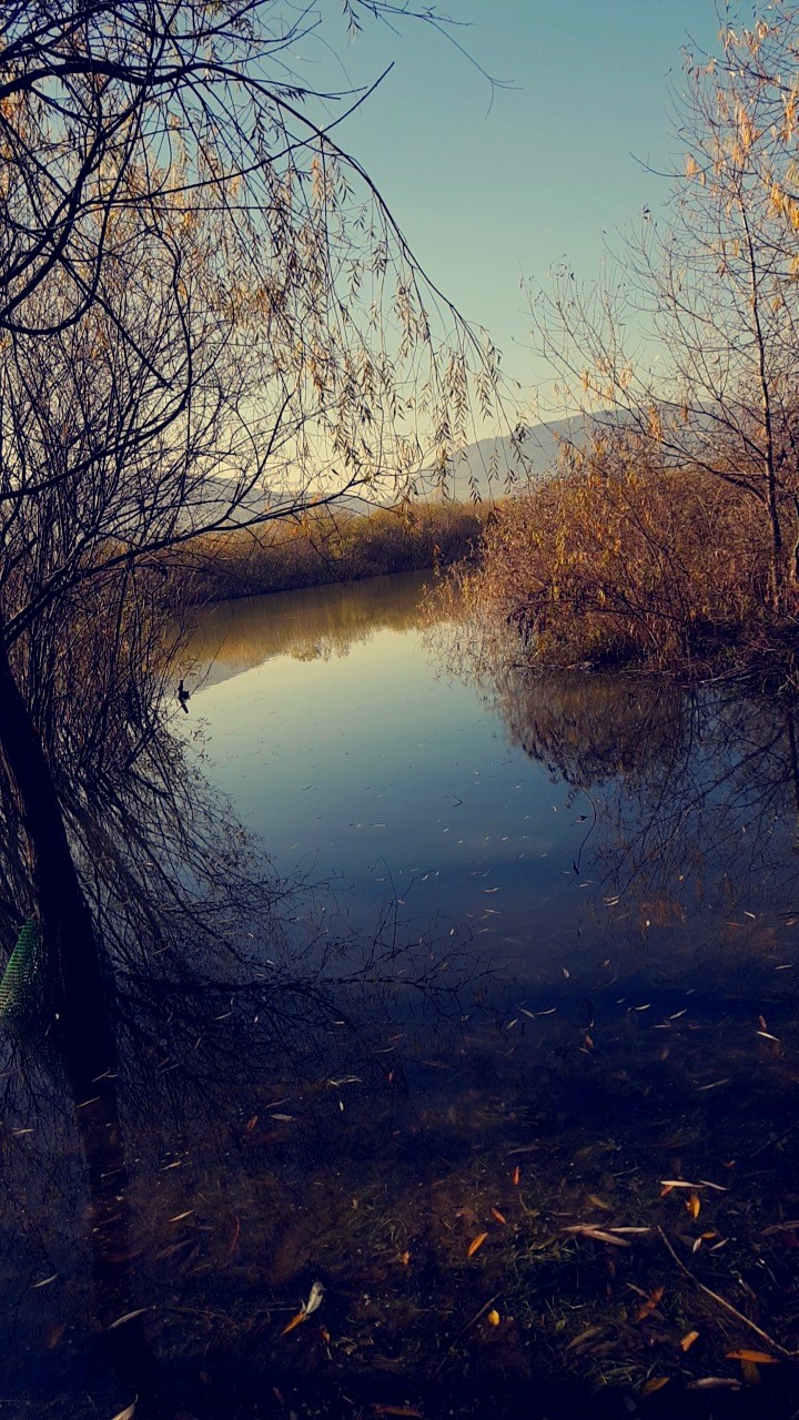 Jezioro jak rzeka :3