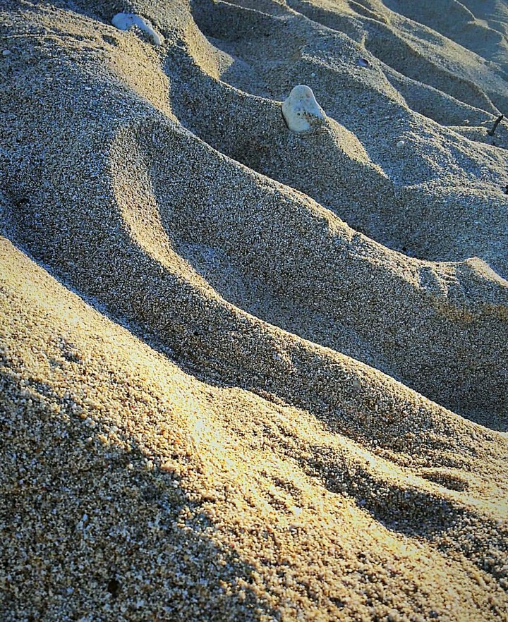 Wavy Sand