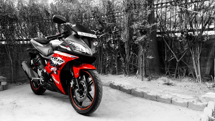 r15 v2.0 aderaline red