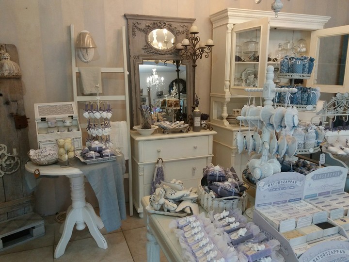 lavender shop