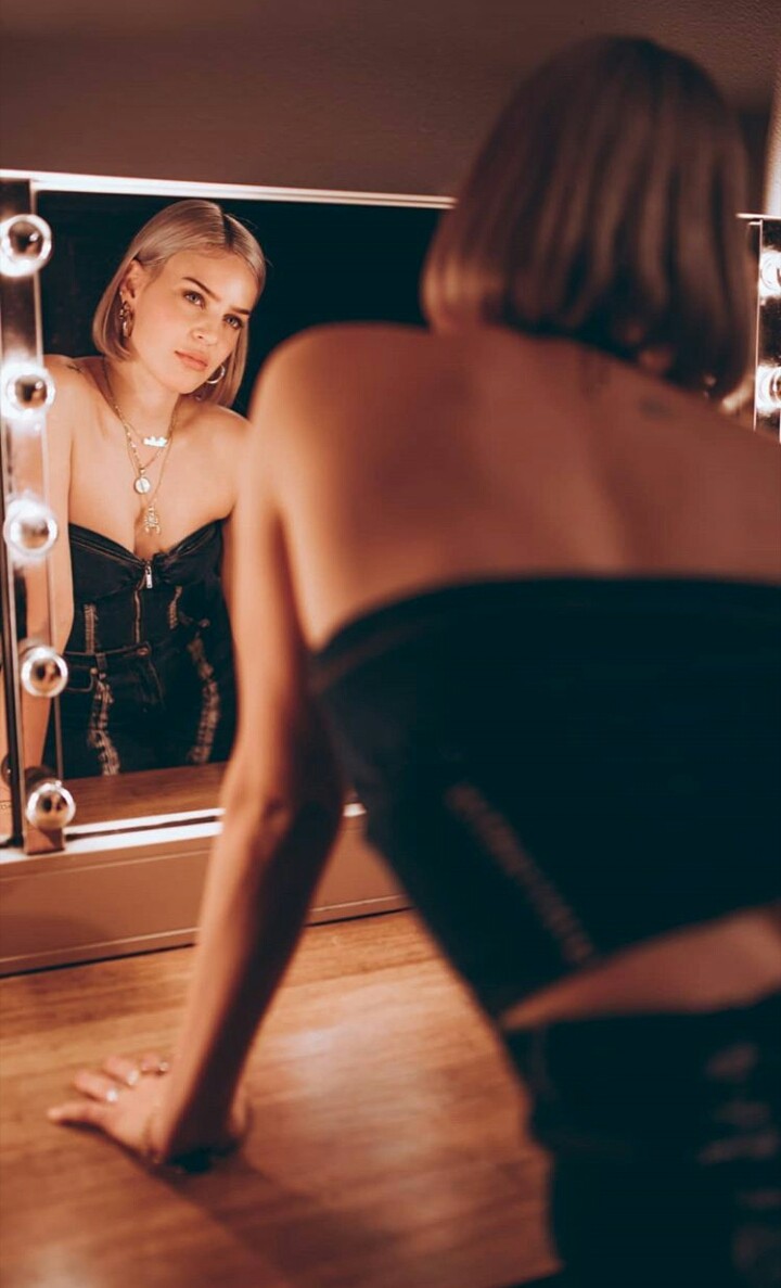 Anne Marie