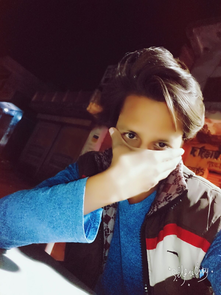 Eyes Naver Lie