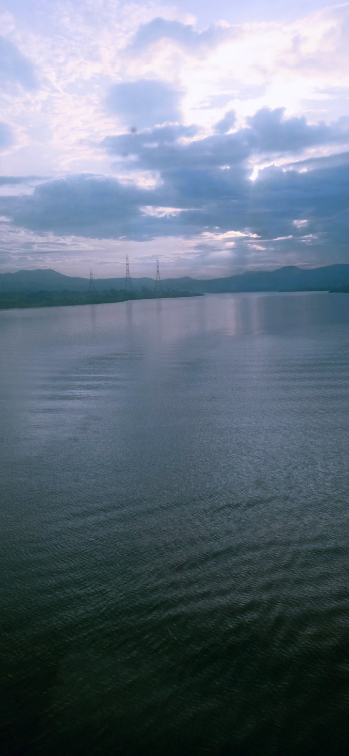 Mumbai in Morning from train❤ 6:45 AM