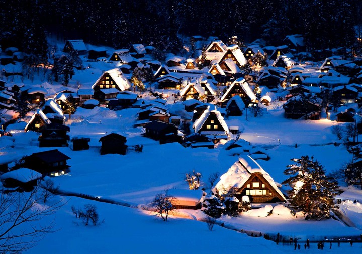 Winter  Shirakawa-go village