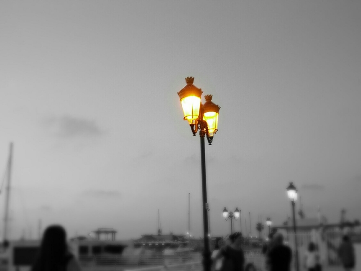 ONE LIGHT