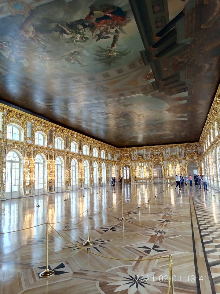 Санкт -Петербург