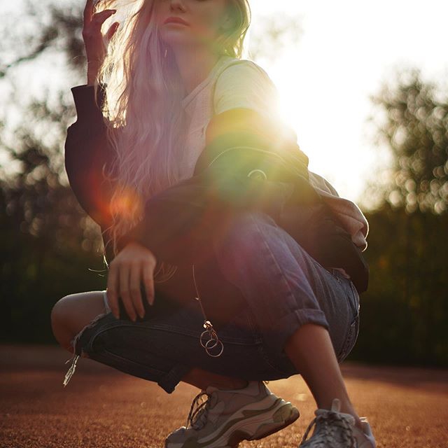 #GIRL..
