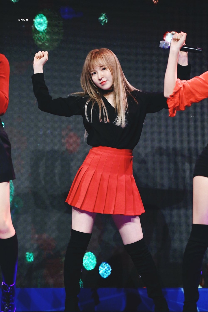 RED VELVET WENDY
