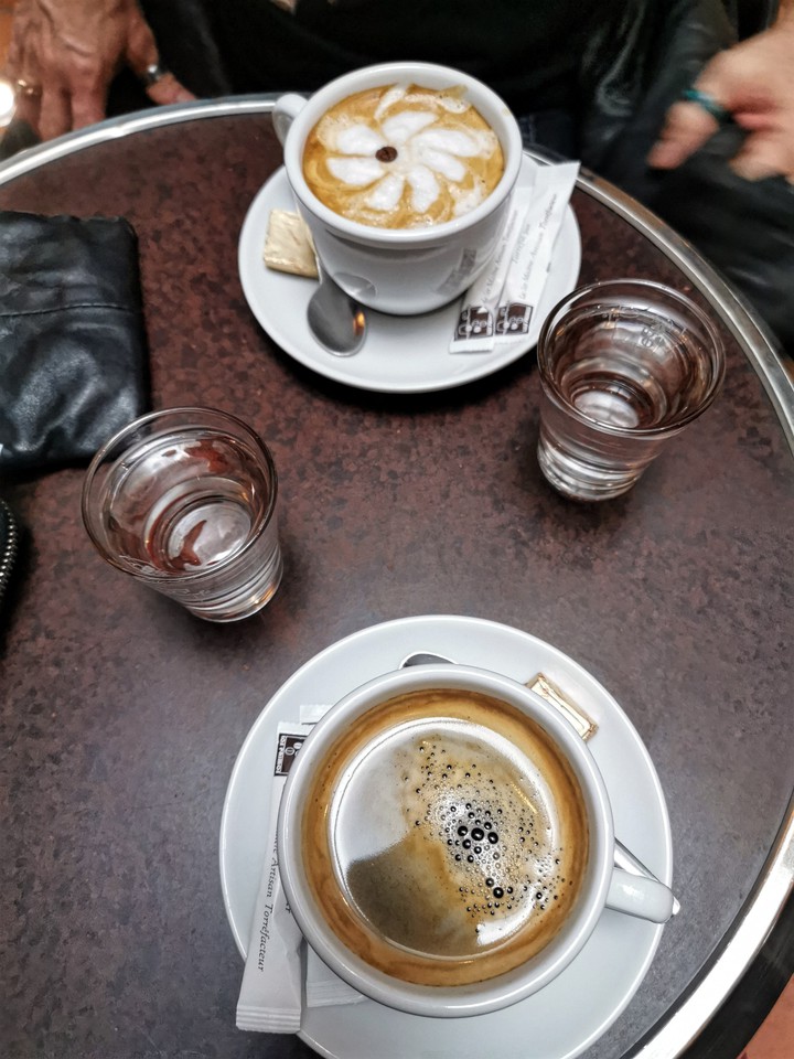 Pause café dans le Vieux Lyon