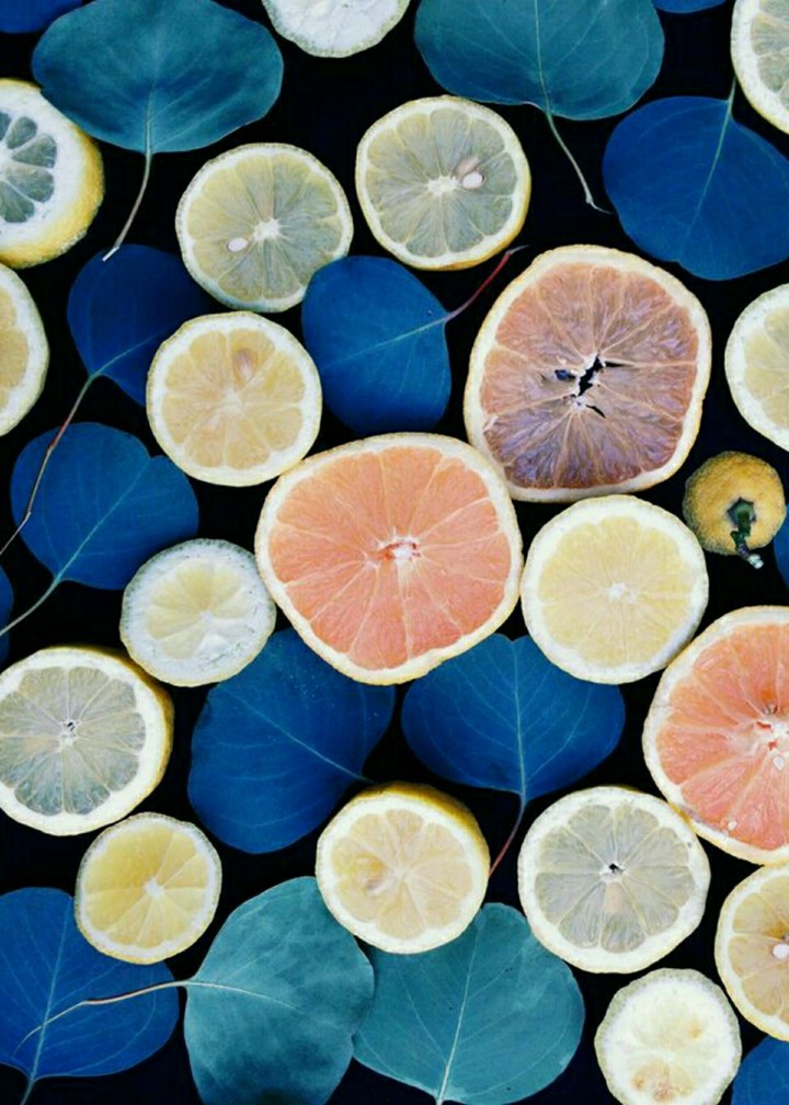 Many oranges
