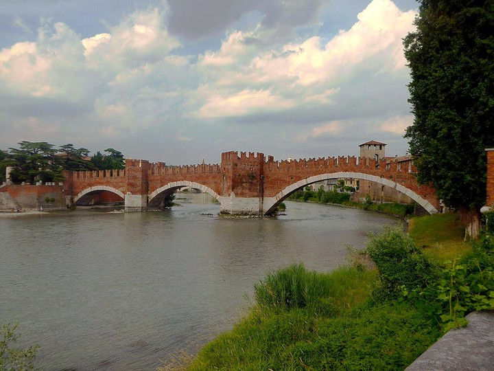 ITALIAN DREAMS