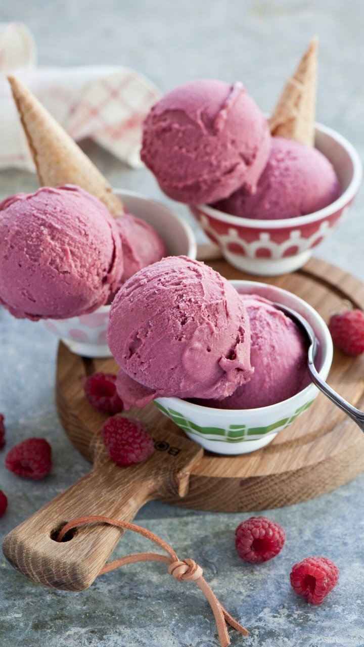 Raspberry ice cream