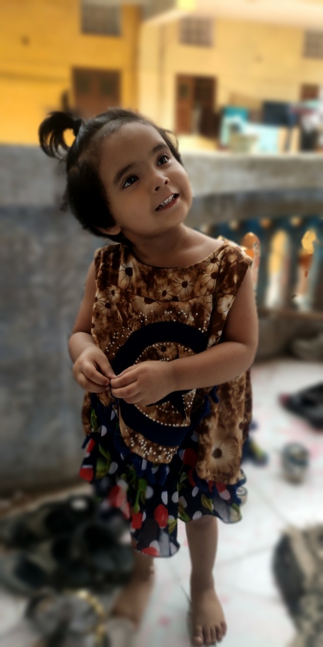 ayesha ron
