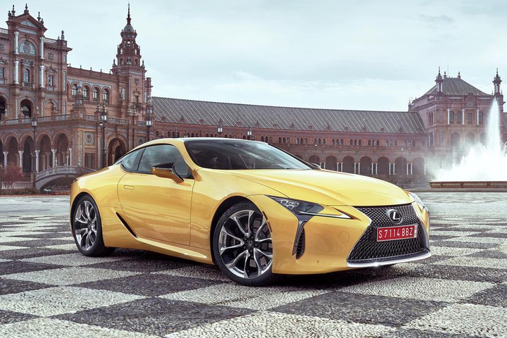lexus