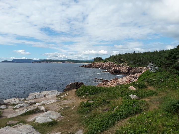 Rockin' Shoreline (Nova Scotia)