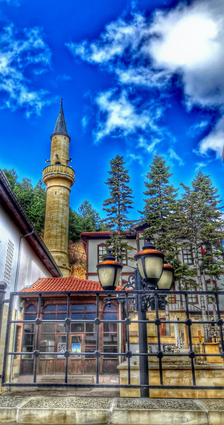 HZ PİR CAMİ