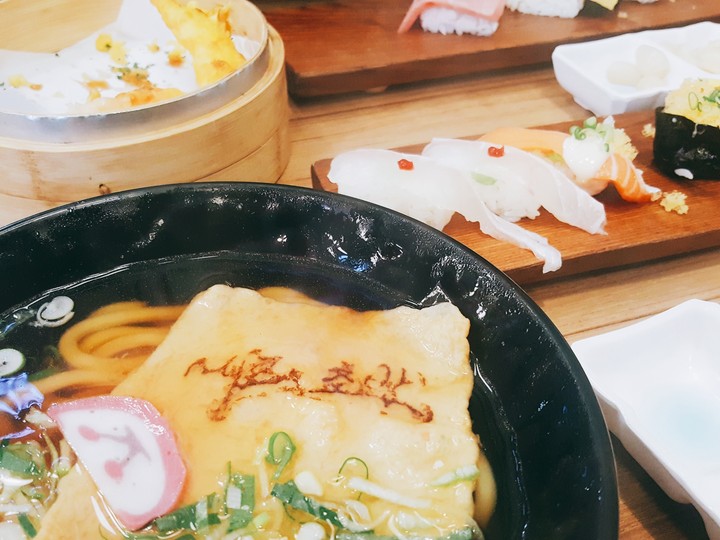 sushi & udon