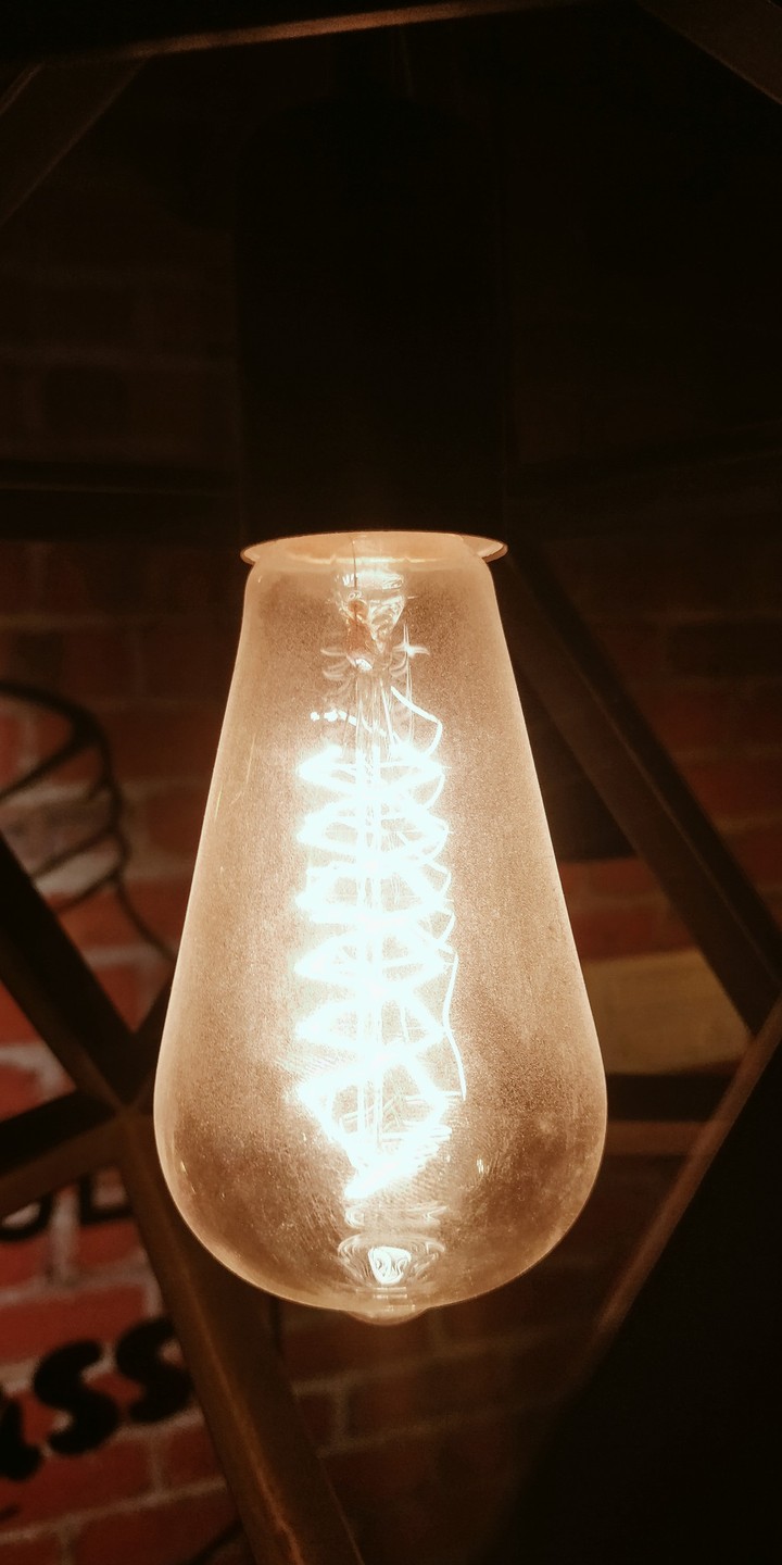 Lincon Bulb