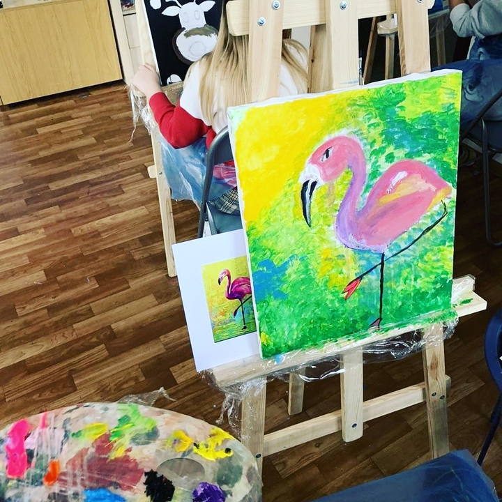 children draw