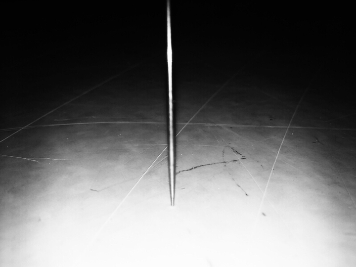 I.L.//