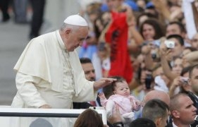 Papa visit Albania