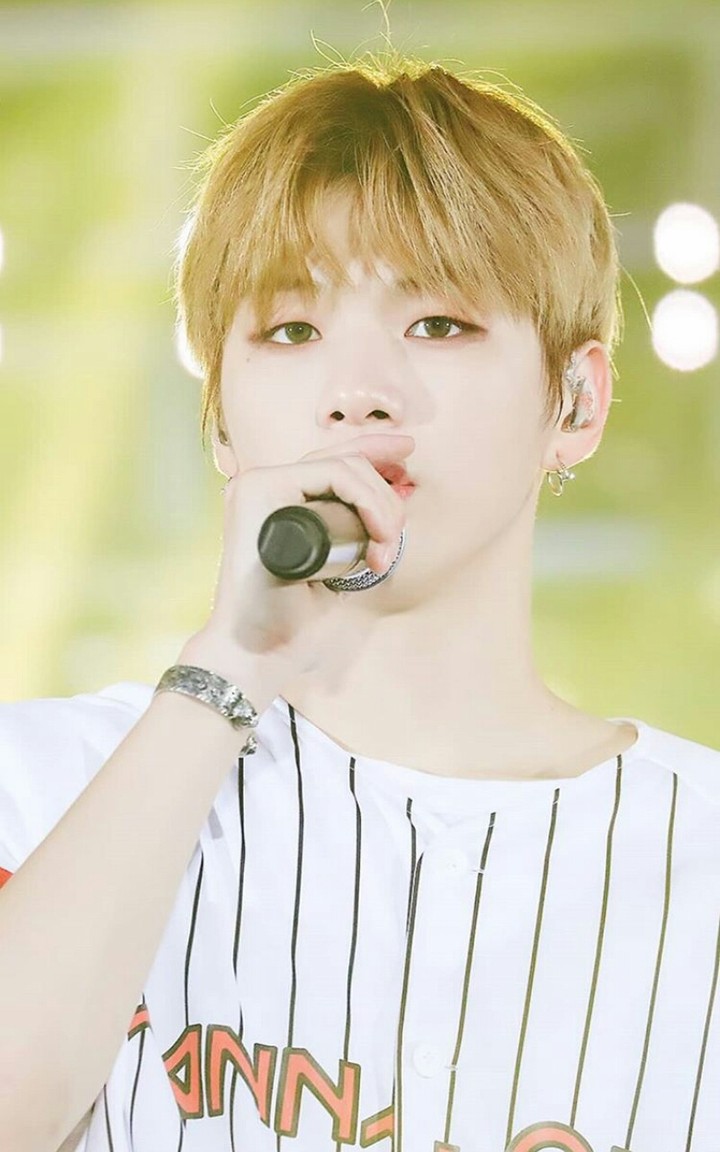 wanna kne kang daniel