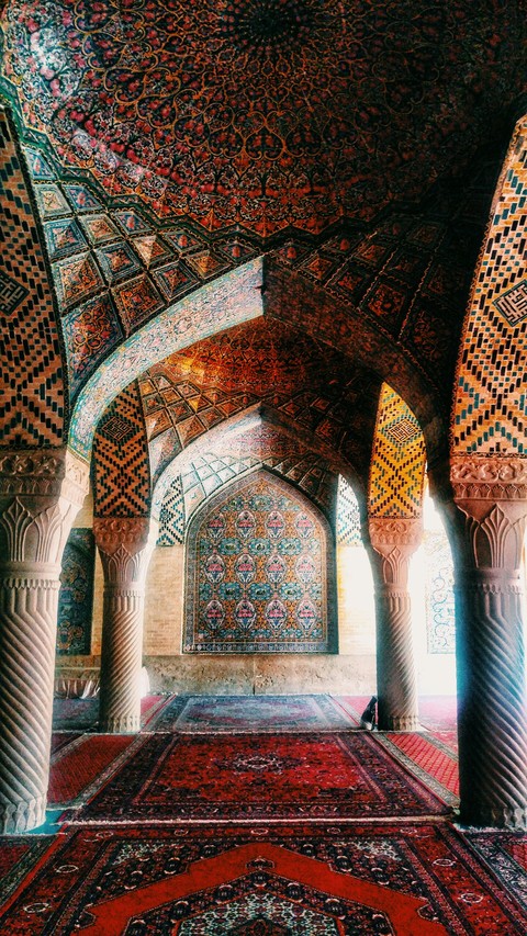 Nasir Al Molk Mosque 3