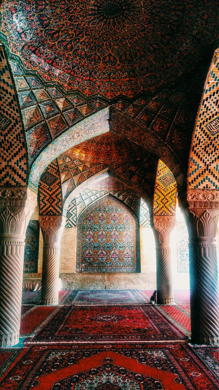 Nasir Al Molk Mosque 3