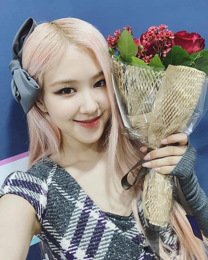 [IG] 201025 roses_are_rosie #4