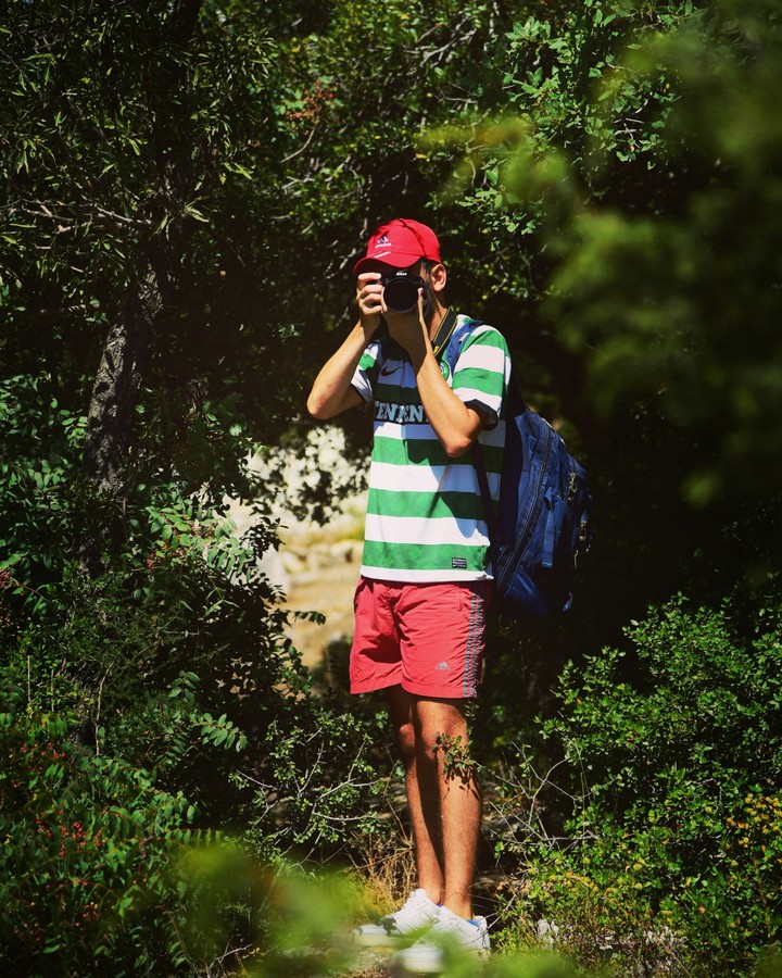 photographing