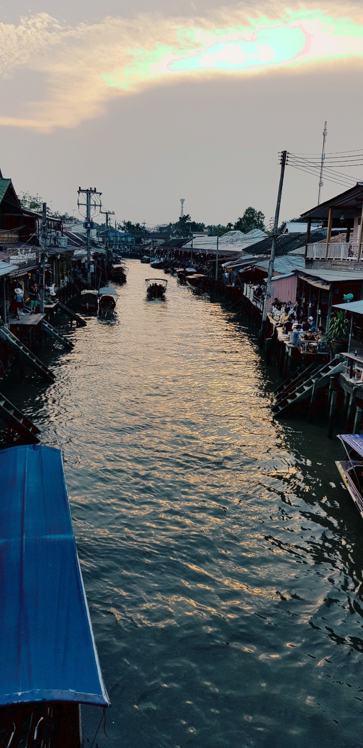 floating market