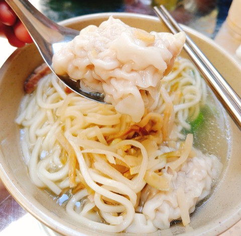 超大餛飩